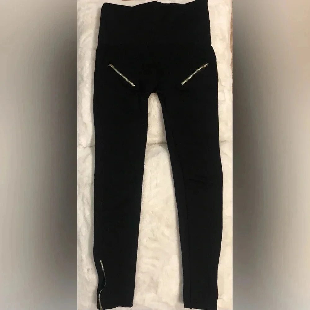 Women's Seamless High-Waist Zipper Accented Black Leggings Sz Sm